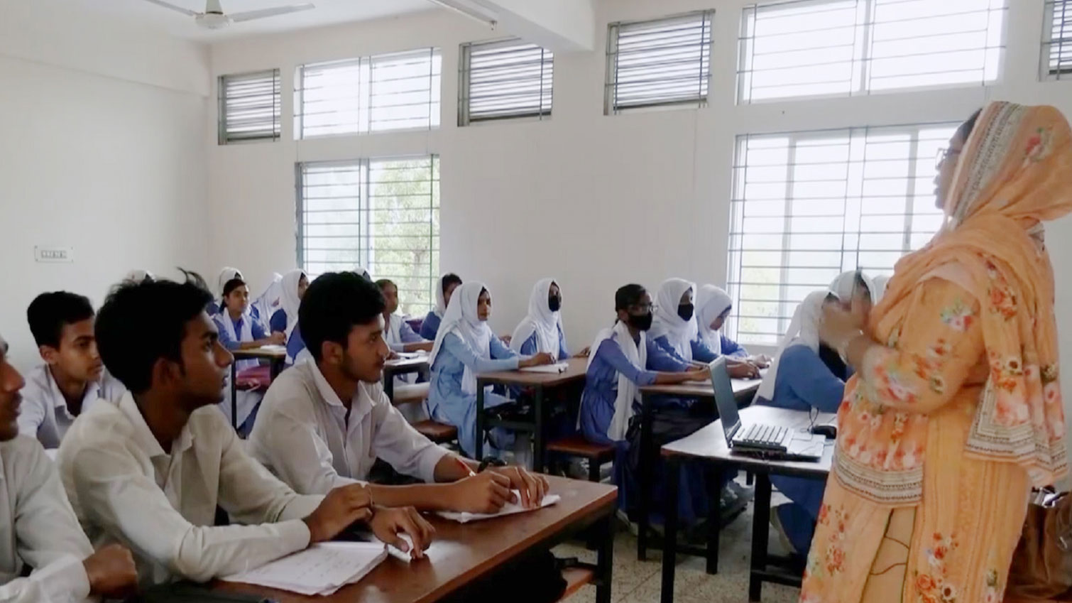 Govt. Publishes Class XI Admission Policy: Applications Open September 2, Classes Start 23