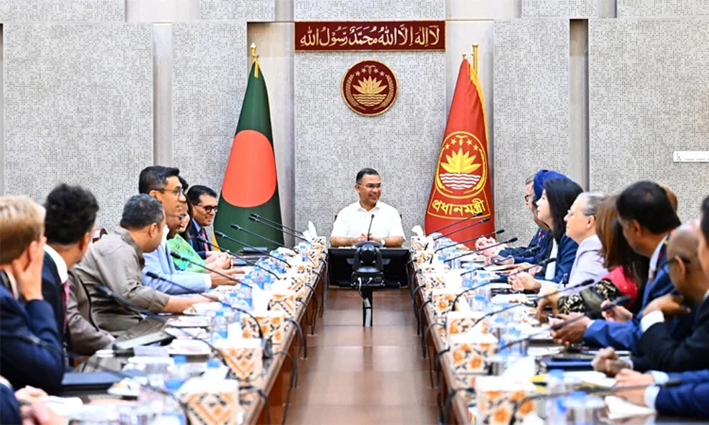 PM Urges US Companies to Expand Investment in Bangladesh