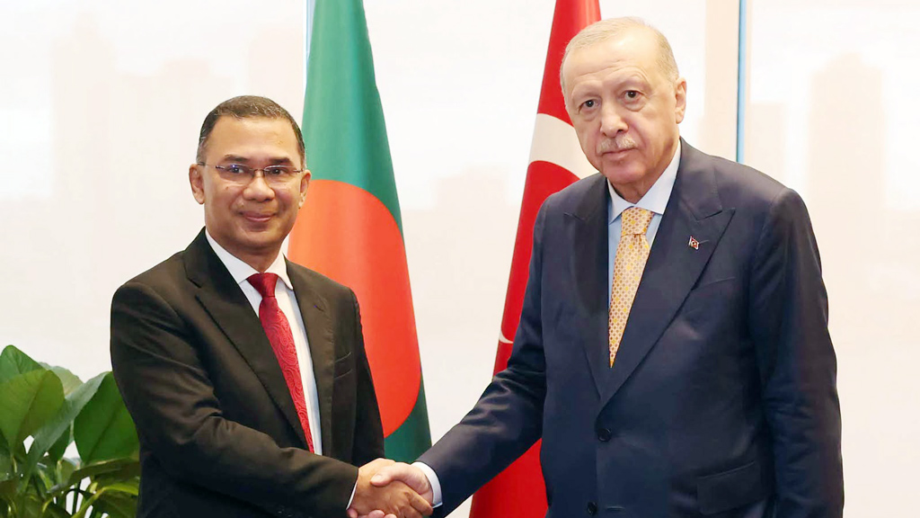 Erdogan Meets PM Tarique Rahman, Calls to ‘Further Institutionalize’ Dhaka-Ankara Ties