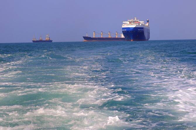 Houthis claim attack on 2 Saudi oil tankers