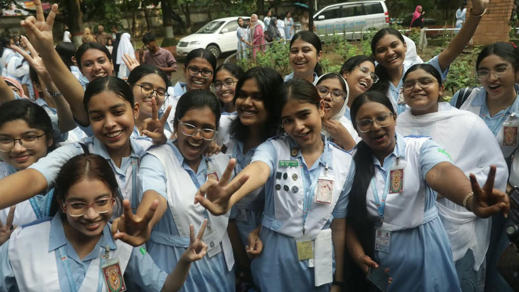 HSC, equivalent exams: 52.12pc students pass, 40084 achieve GPA-5