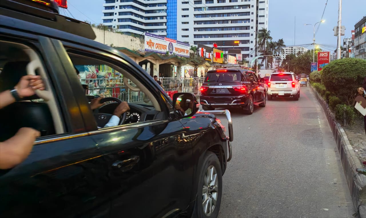 PM Tarek Rahman tours Dhaka streets to inspect citizen services and urban management