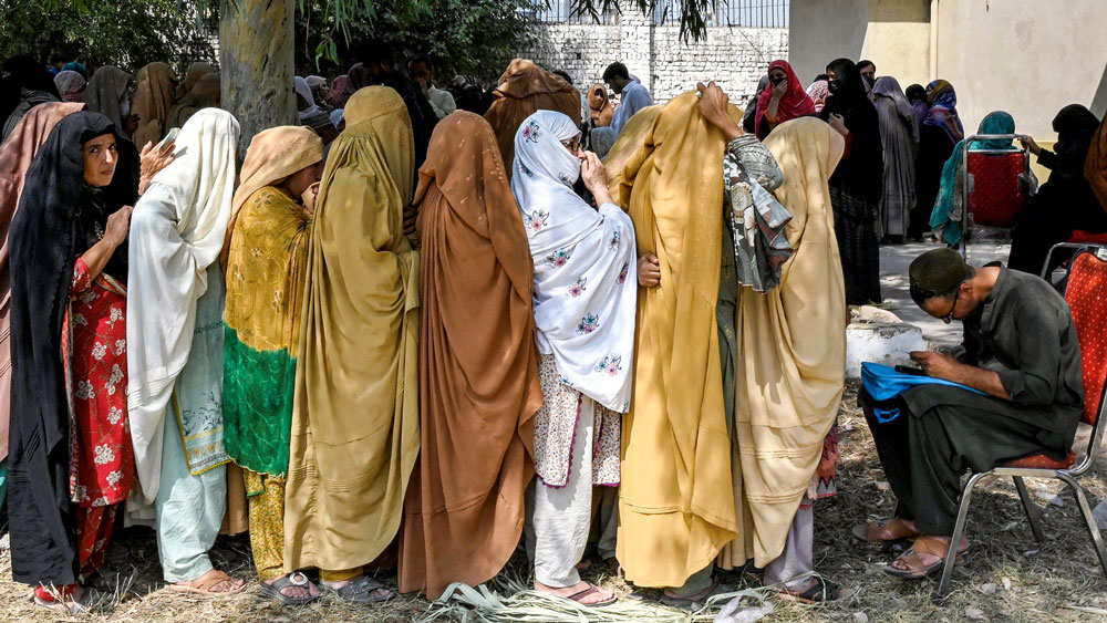 Bangladesh Outperforms India and Pakistan Global Hunger Index