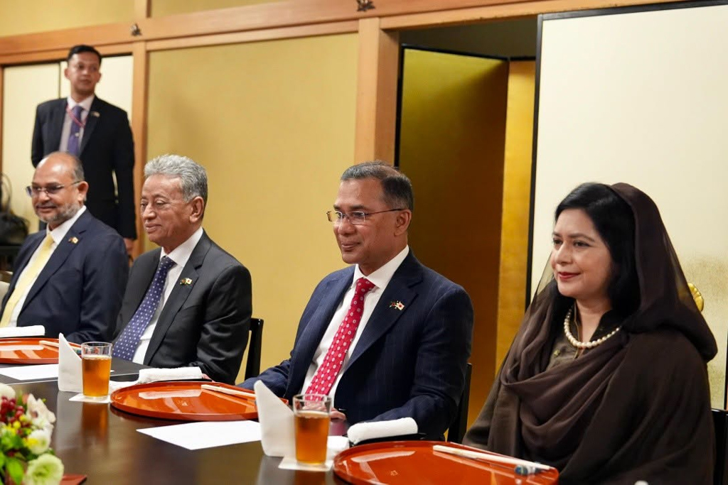PM attends dinner hosted by Nippon Foundation chairman in Tokyo