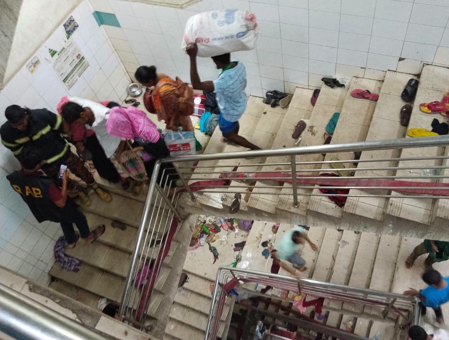 6 killed in stampede after fire at Mymensingh Medical