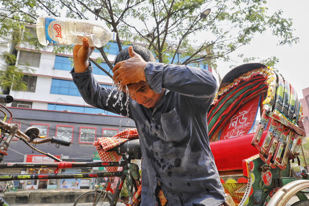 Extreme Heat Cost Bangladesh Up to $1.8 Billion: WB
